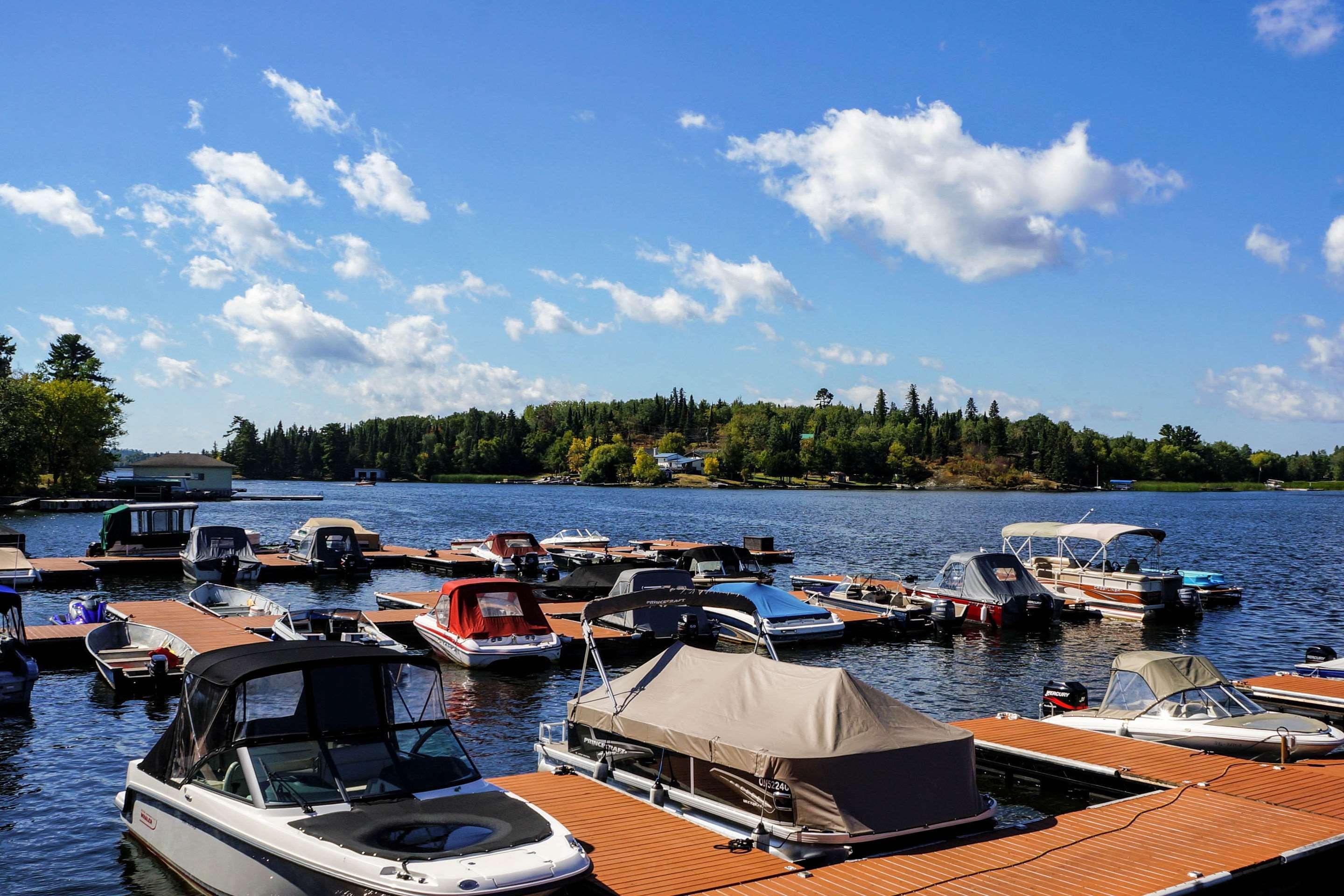 Clarion Lakeside Inn & Conference Centre Kenora Esterno foto