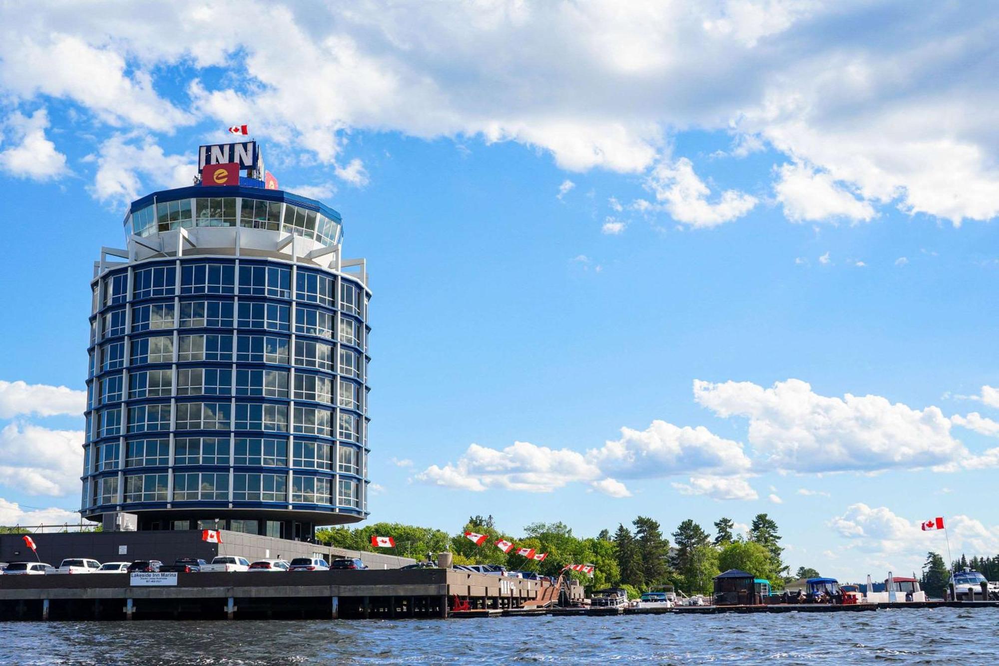 Clarion Lakeside Inn & Conference Centre Kenora Esterno foto